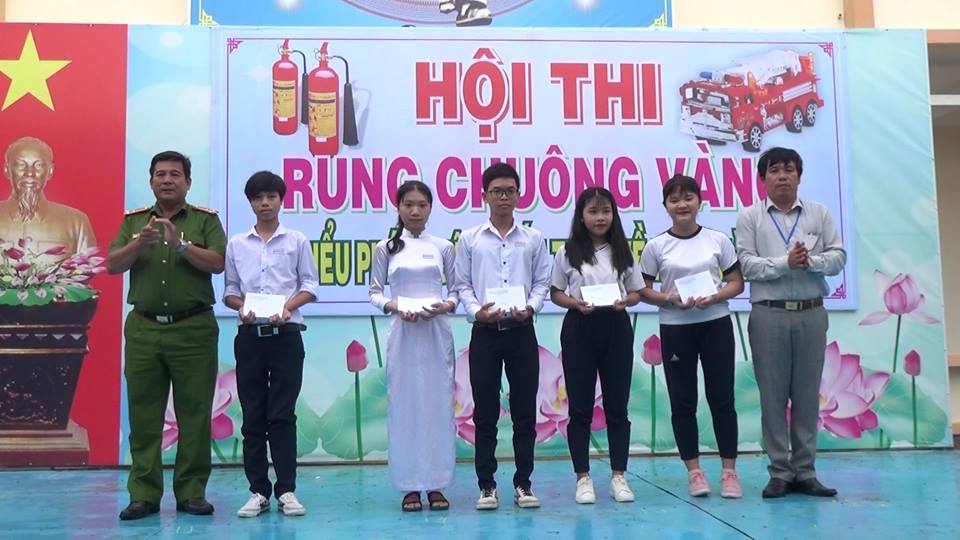 Công an Tây Ninh: Tổ chức hội thi tìm hiểu về PCCC cho học sinh trường chuyên Nguyễn Đình Chiểu