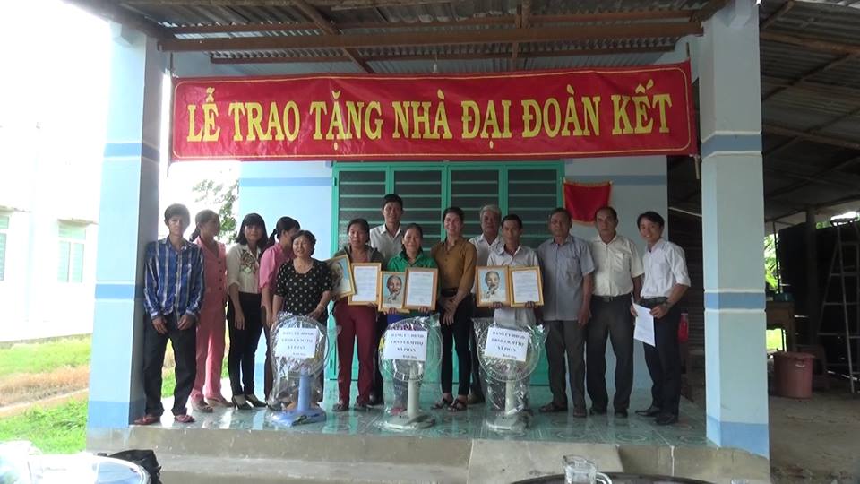 Huyện Dương Minh Châu: Trao tặng 03 căn nhà đại đoàn kết cho các hộ nghèo ở Phan 