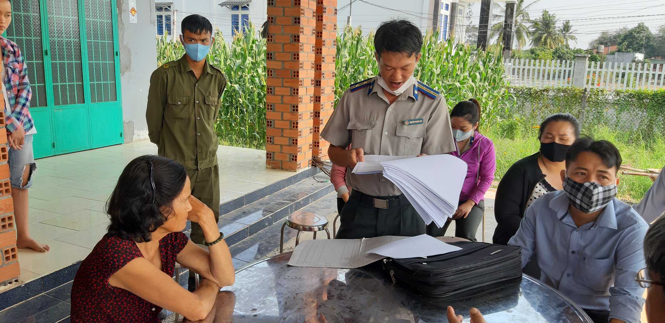Huyện Dương Minh Châu cưỡng chế thu hồi đất giao lối đi chung cho  nhân dân khu vực tổ 35 ấp Thuận An xã Truông Mít