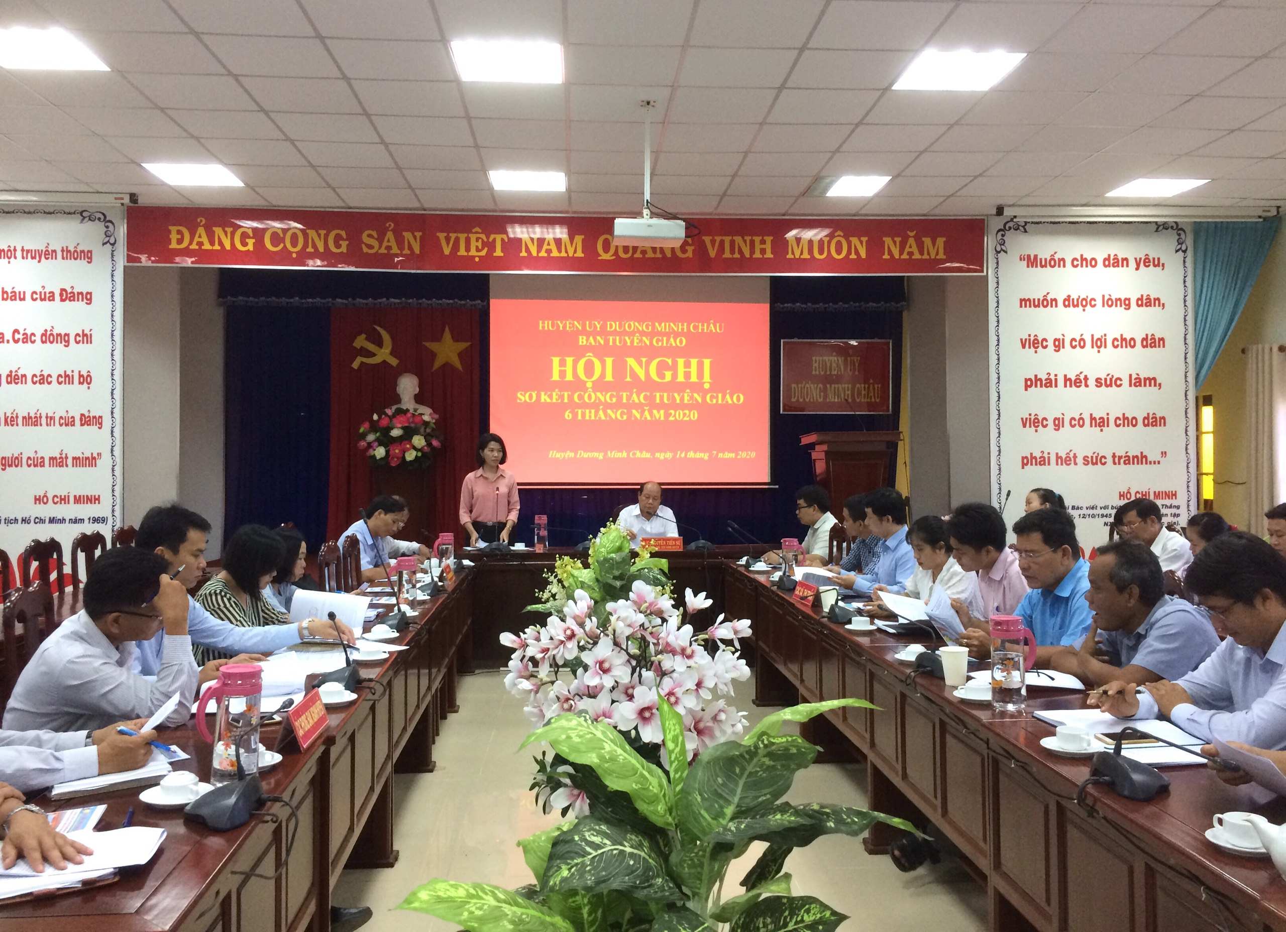 Ban Tuyên giáo huyện Dương Minh Châu sơ kết 6 tháng đầu năm 2020