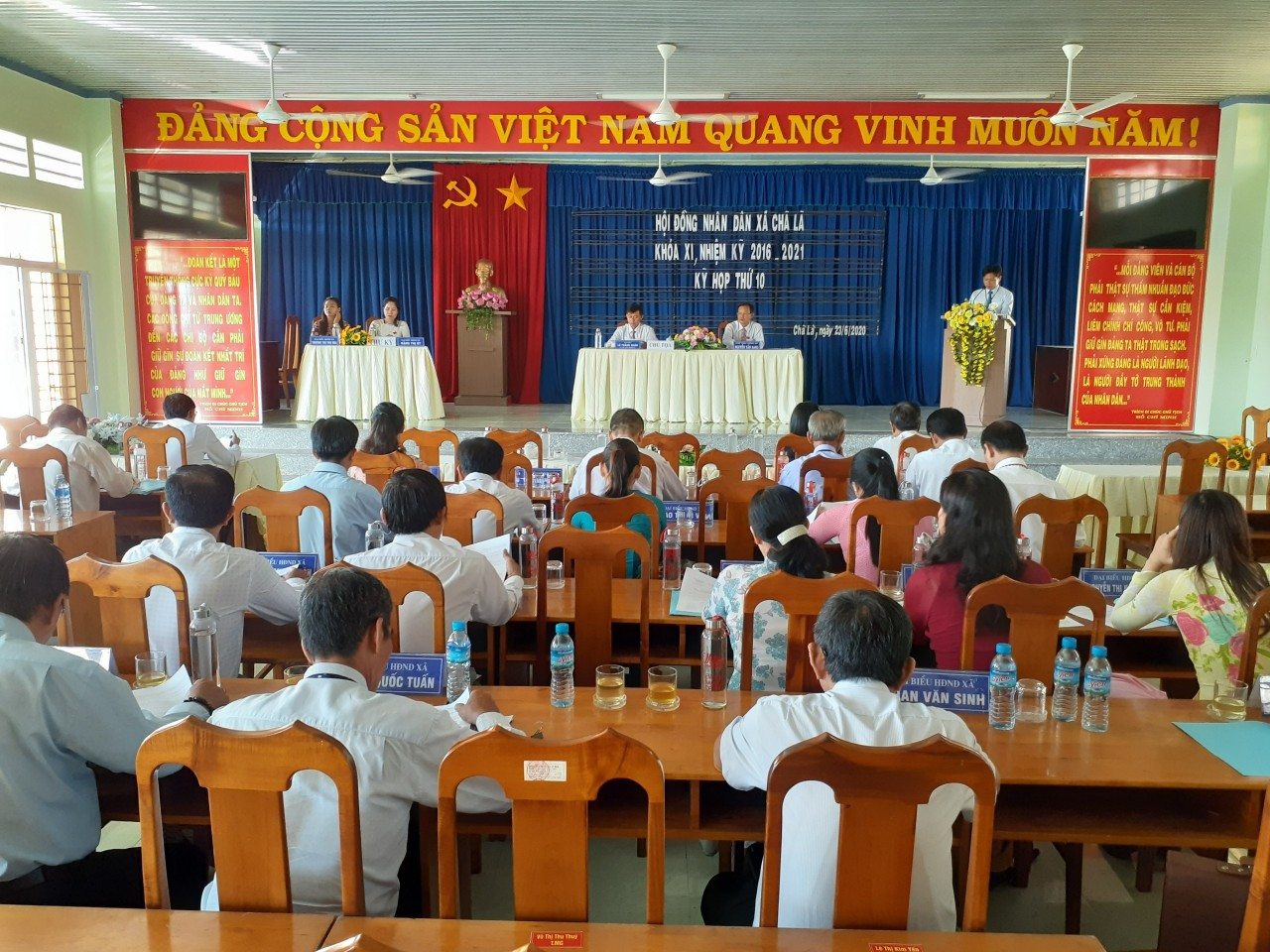 Hội đồng nhân dân xã Chà Là, huyện Dương Minh Châu: Tổ chức kỳ họp thứ 10 khóa XI, nhiệm kỳ 2016-2021