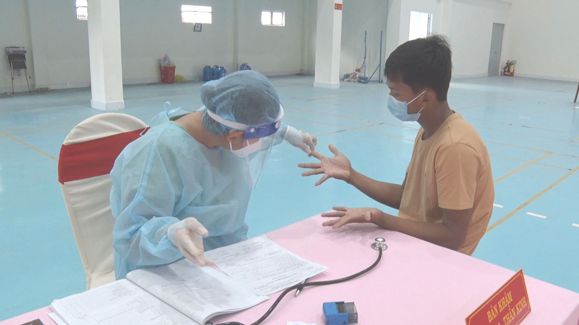 Huyện Dương Minh Châu: Khám sức khỏe cho công dân đủ tiêu chuẩn nhập ngũ và tham gia công an nhân dân năm 2022