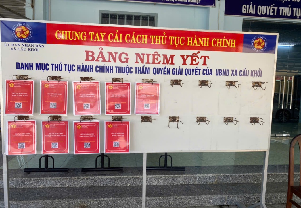 Ủy ban nhân xã Cầu Khởi: Triển khai mô hình niêm yết mã QR trong tra cứu thủ tục hành chính